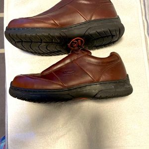 Men’s casual/dress shoes